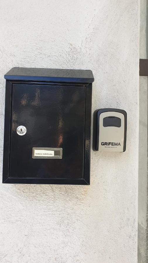"The Gole Of Alcantara Living In The Dream'S Room" Graniti Exteriör bild